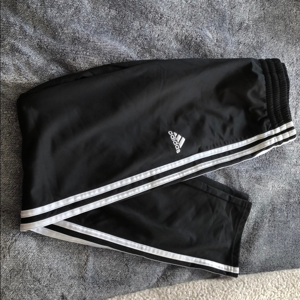 Adidas sweatpants